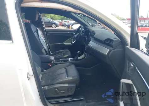 2021 Audi Q3 Premium 40 Tfsi Quattro Tiptronic from USA, damaged, VIN WA1AUCF30M1060284